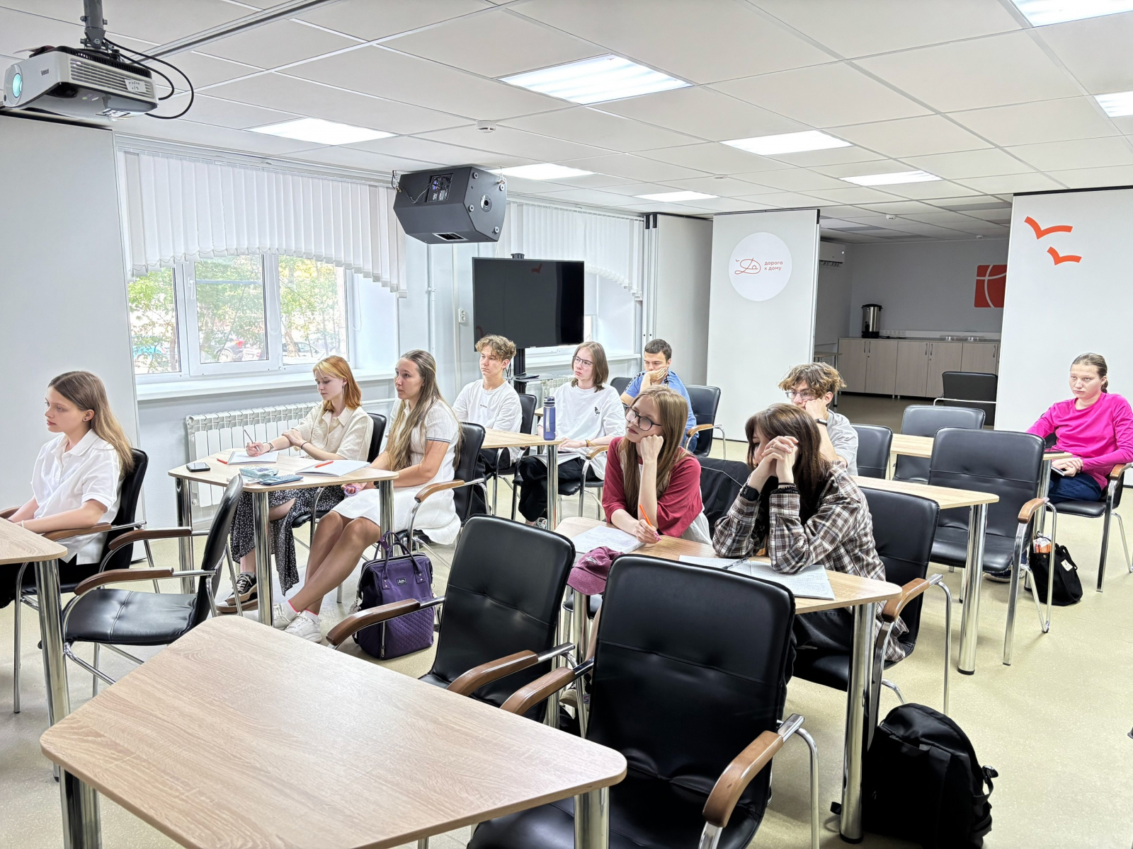 s_bjJZbJs3Q.jpg